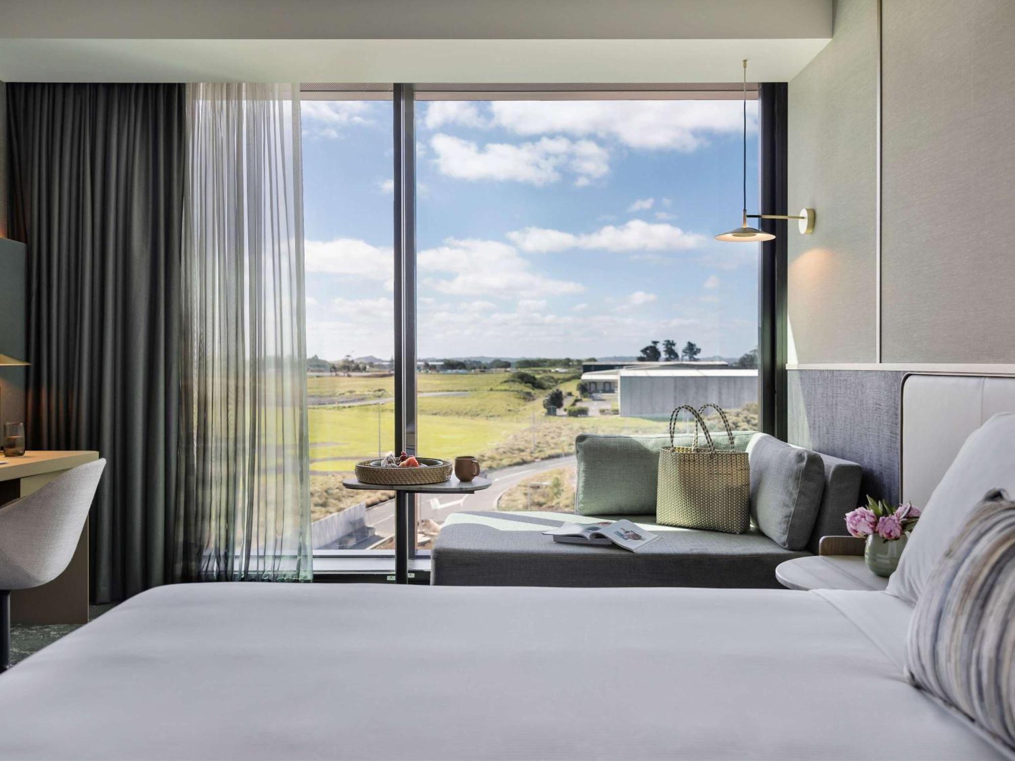 Pullman Auckland Airport Hotel Eksteriør billede A room at the hotel