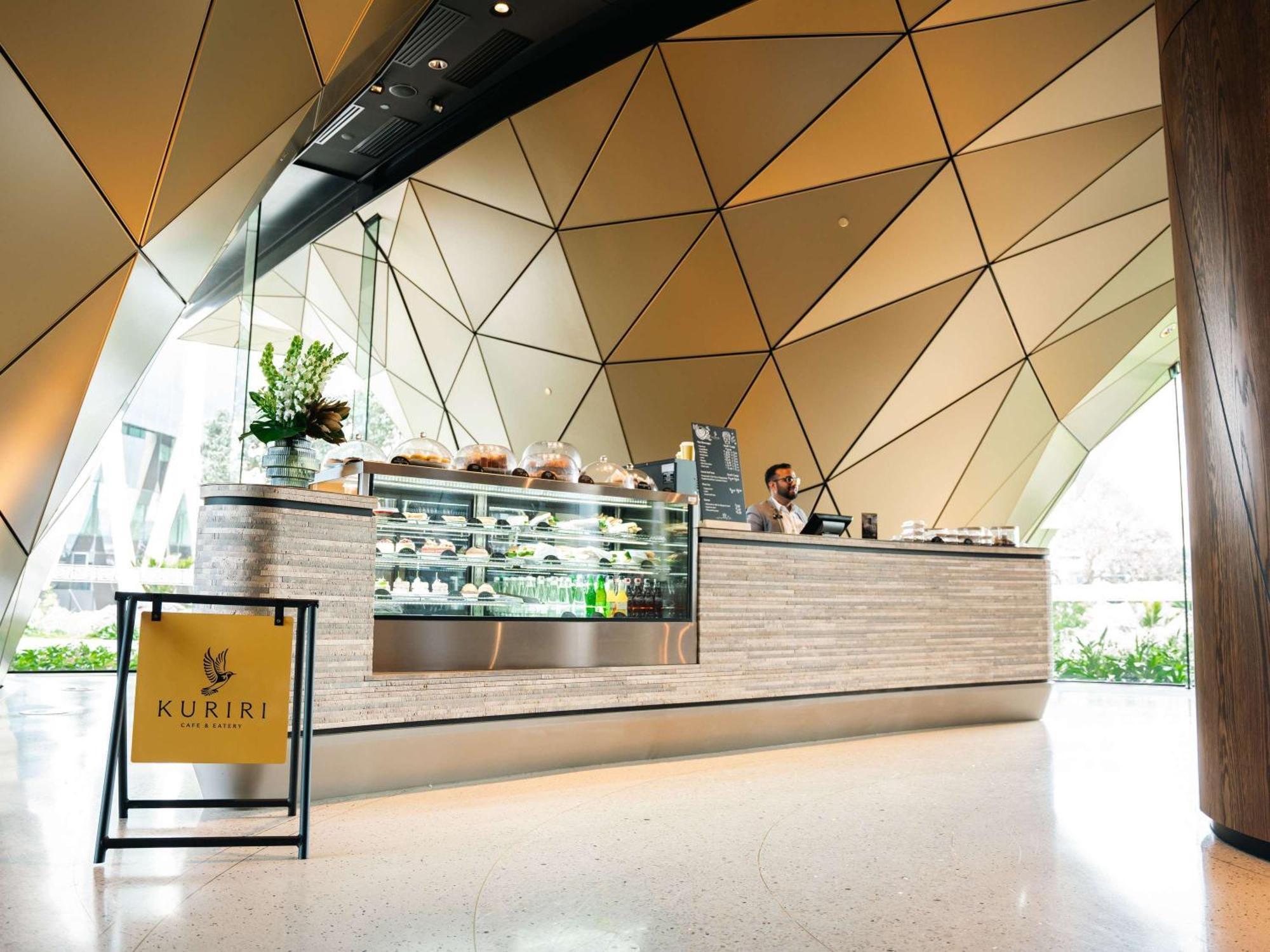 Pullman Auckland Airport Hotel Eksteriør billede KURIJI