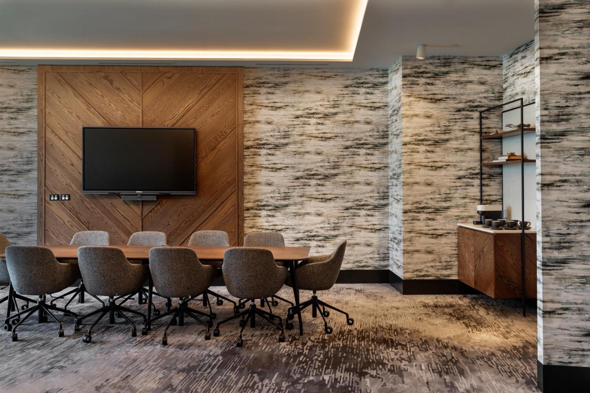 Pullman Auckland Airport Hotel Eksteriør billede Meeting room at the hotel